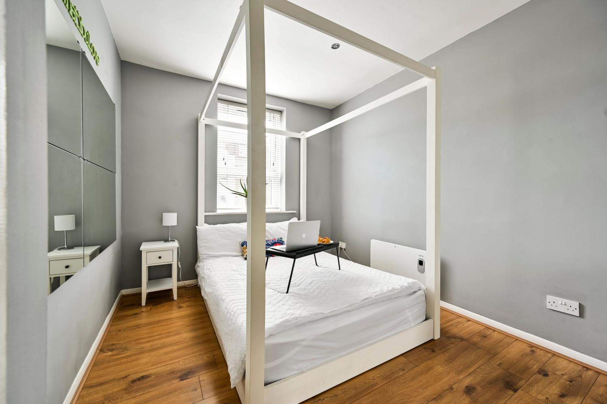 Apartmán Cosy 1-Bed E15, Sleeps 4, 1 Min From Tube Station Near O2 Arena Londýn Exteriér fotografie