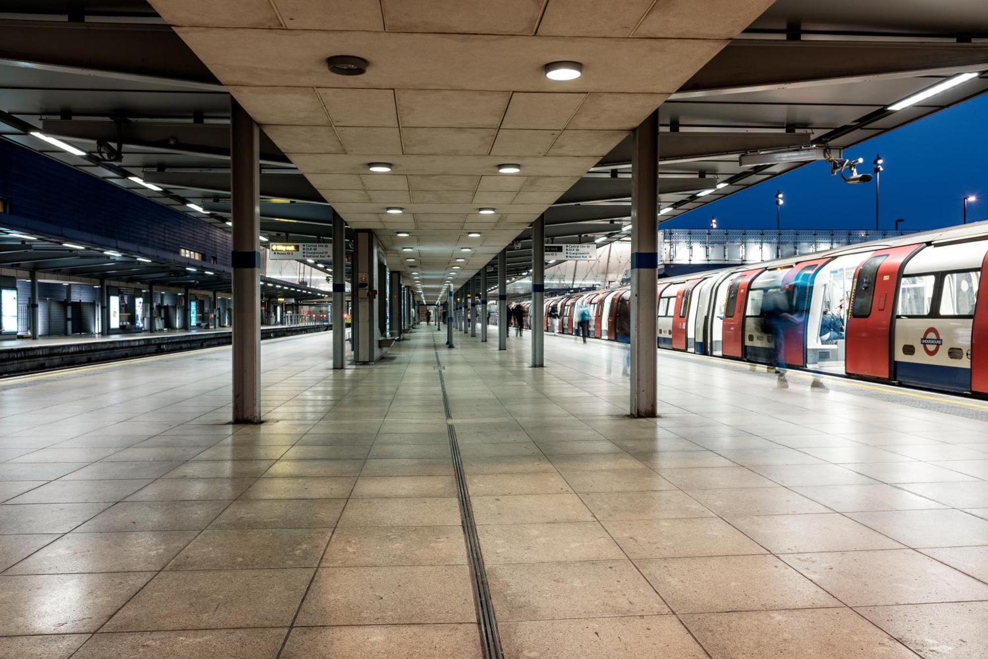 Apartmán Cosy 1-Bed E15, Sleeps 4, 1 Min From Tube Station Near O2 Arena Londýn Exteriér fotografie