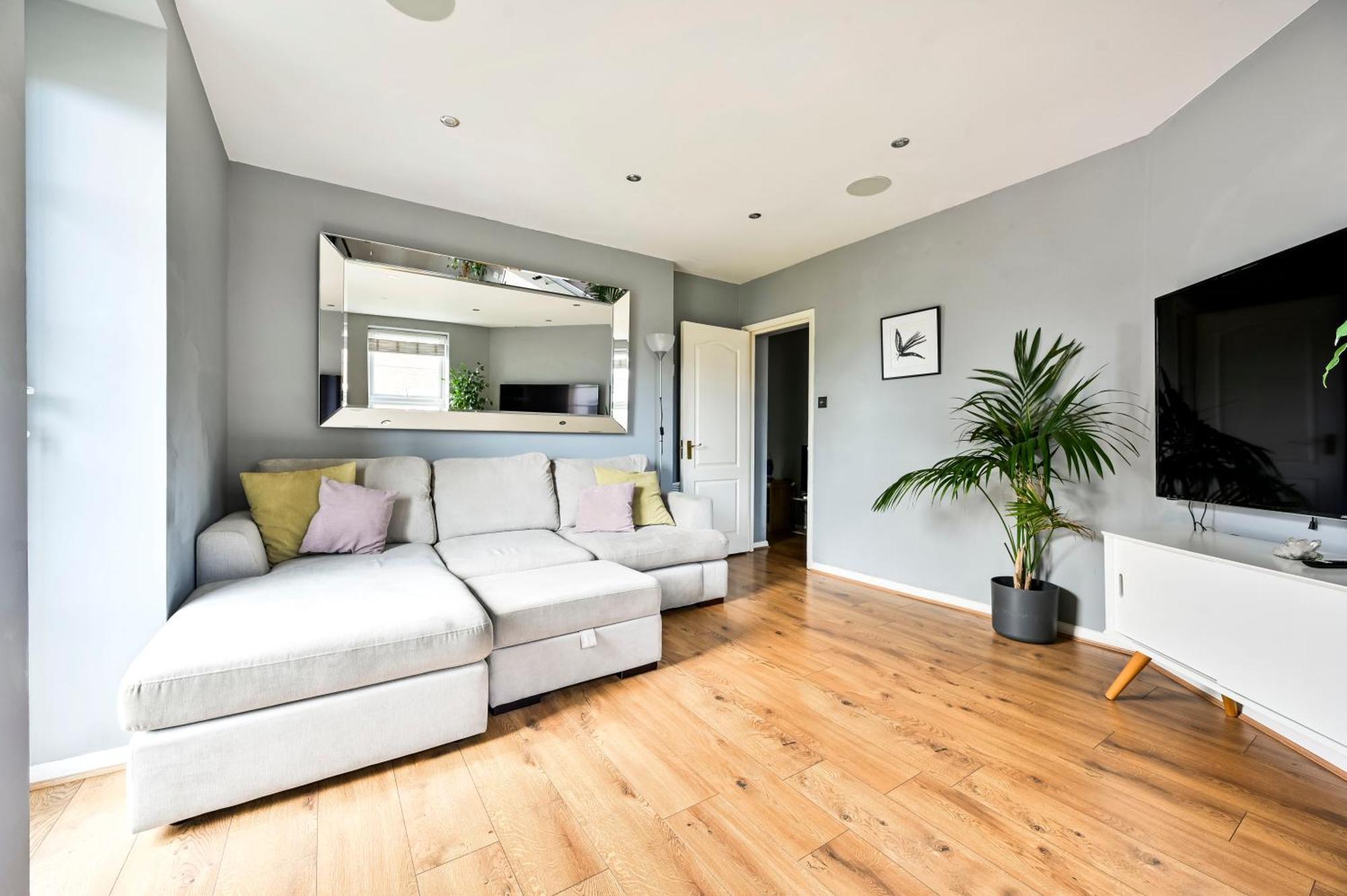 Apartmán Cosy 1-Bed E15, Sleeps 4, 1 Min From Tube Station Near O2 Arena Londýn Exteriér fotografie