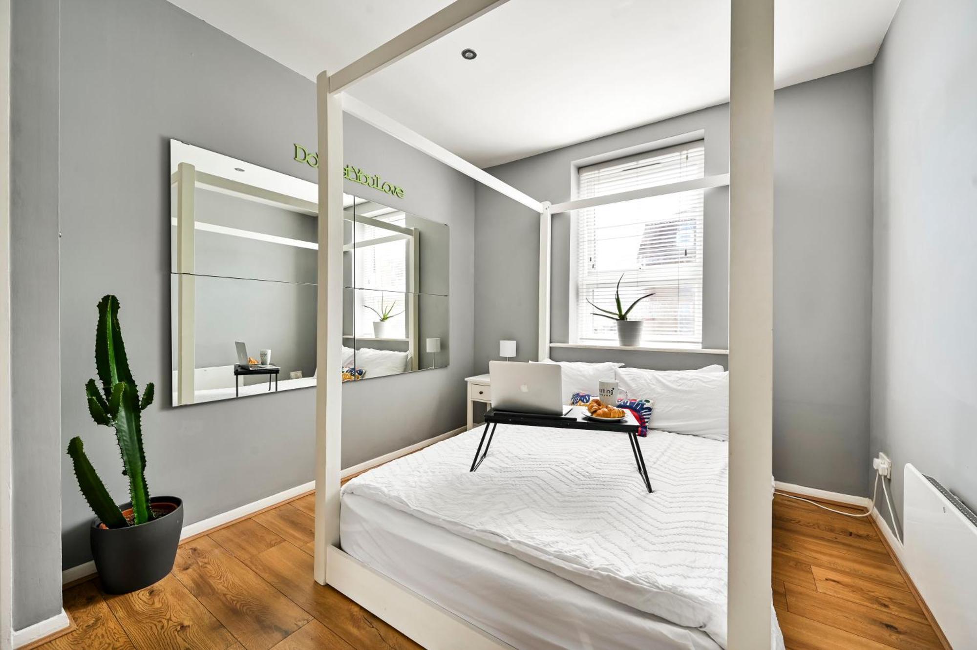 Apartmán Cosy 1-Bed E15, Sleeps 4, 1 Min From Tube Station Near O2 Arena Londýn Exteriér fotografie